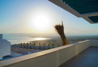 580 chalet has Balcony rooms