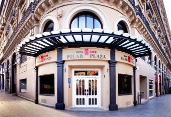 Hotel Pilar Plaza allows 18 year olds to book a room