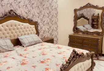 Maanu s Home allows 18 year olds to book a room