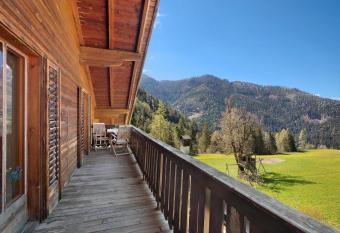 Pitschlhof Apt L  rche has Balcony rooms