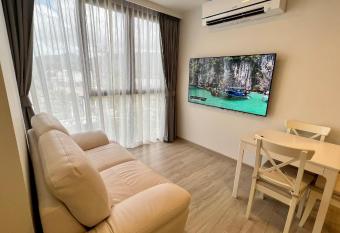 Laguna SkyPark has Balcony rooms