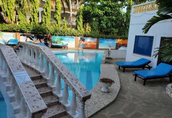 A 2bedroom villa for a small family 3 people has Balcony rooms