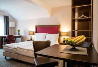 Point Hotel Apartments and Rooms allows 18 year olds to book a room