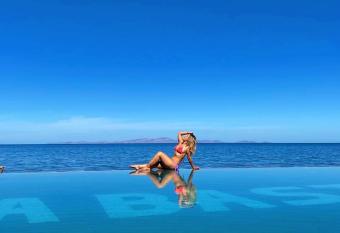 CasaLabastilla has Balcony rooms