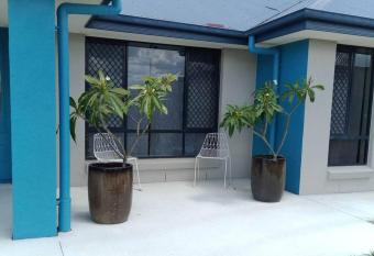 Home Away From Home - Relaxation & Comfort has Balcony rooms