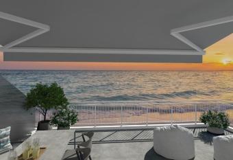 Diamond Seaside Suites has Balcony rooms