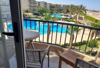 One bedroom - Pool view - Center Nabq Bay - Sharm El Sheikh allows 18 year olds to book a room