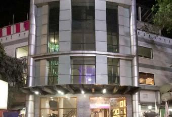 Hotel Hornbill Guwahati has Smoking rooms