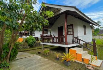 Pyramid Bangalow has Balcony rooms