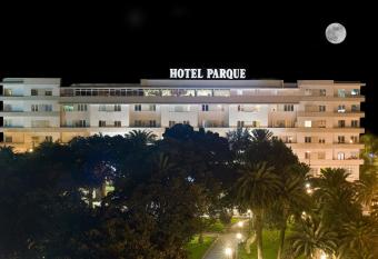 Sercotel Hotel Parque allows 18 year olds to book a room