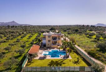 Relax House Chania has Balcony rooms