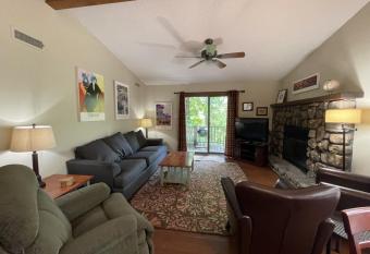 4DNC, Two bedroom, two bath log-sided condo with forest view condo has Balcony rooms