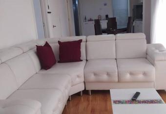 Comodo y moderno apartamento has Balcony rooms