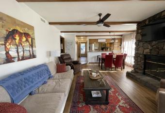 4ARB, Two bedroom, two bath log-sided condo with forest view condo has Balcony rooms