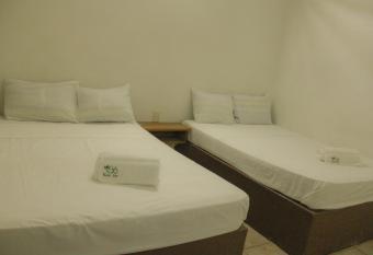 Hotel OM DownTown allows 18 year olds to book a room