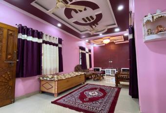 Swapnapurti- Luxurious Hill view apartment near Kashid Beach Alibug has Balcony rooms