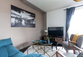 Bassin d   Arcachon has Balcony rooms