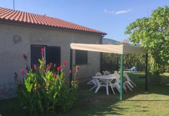 Appartamento la pineta has Smoking rooms