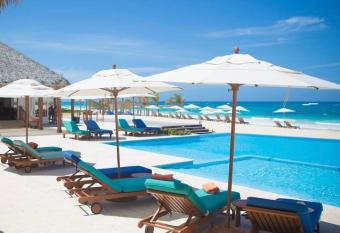 Hard Rock Apartment VIP has rooms with a private hot tub