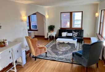 The Parsonage Of Marshall-4br 2ba Entire House allows 18 year olds to book a room