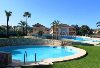 Aparthotel Bahia Pinosol has Balcony rooms