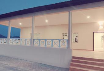 Hatta Al Wadi Guest House has Balcony rooms