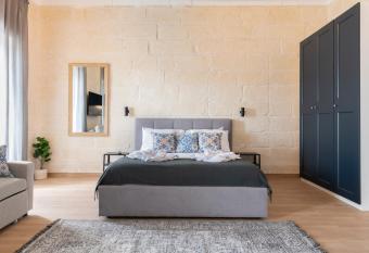 Valletta Collection - Felix Apartments has Balcony rooms