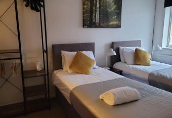 Rent Unique the Otford modern home 1 bed with mezzanine allows 18 year olds to book a room