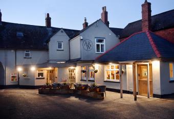 Alfred Russel Wallace Restaurant with Rooms allows 18 year olds to book a room