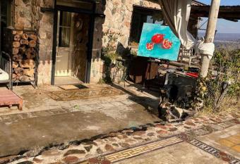 Casa Alma Mia Atelier al pie de los Andes has Balcony rooms