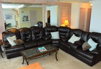 Seven Springs Stoneridge 3 Bedroom Standard Condo, Mountain Views! condo has Balcony rooms