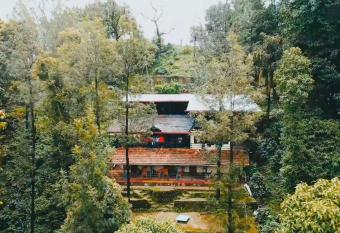 Cloud 9 Homestay has Balcony rooms