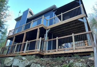 La F  licita chalet allows 18 year olds to book a room