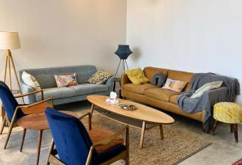                              has rooms with a private hot tub