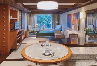 Su  te 3020 Laje de Pedra Gramado Canela has rooms with a private hot tub