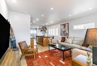 Modern Rustic Stay near Downtown Salt Lake allows 18 year olds to book a room