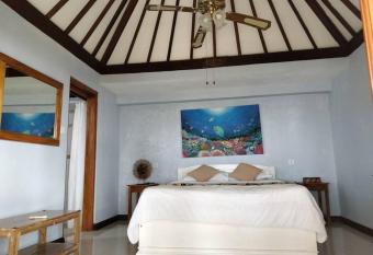 Charming Bungalow with sea view has Balcony rooms
