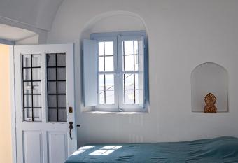 joseph X Traditional House in Castle - Double Room allows 18 year olds to book a room