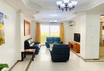 Masaki-Sea view 2-bedroom Apt with Free Wi-Fi has Balcony rooms