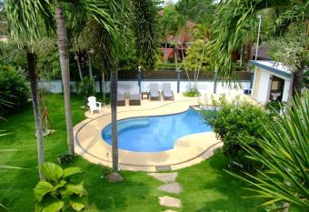 Let s Chill Pool Villa Pattaya Najomtien42 and Sattahip has Balcony rooms