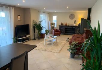 Villa Vue sur   tang 8 personnes Spacieuse et calme has Balcony rooms