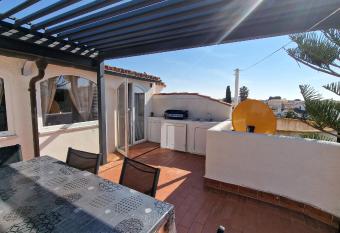 Maison de vacances avec amarre has Balcony rooms