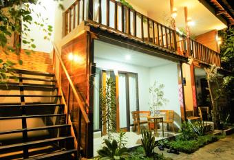 The Welcome Inn allows 18 year olds to book a room