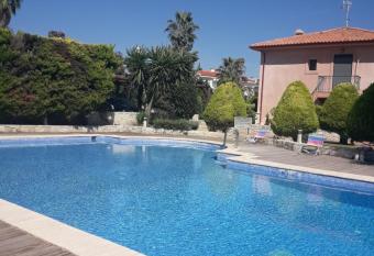 ANEMOESSA PEFKOHORI has Balcony rooms