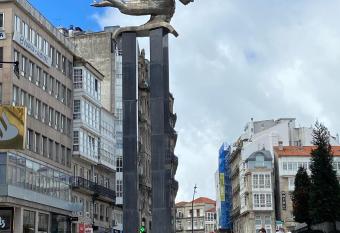 APART_SANVICENTE 6 has Balcony rooms