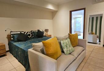 Villa 24 Oasis has rooms with a private hot tub