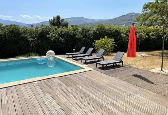 Villa de 4 chambres avec piscine privee jardin clos et wifi a Borgo has Balcony rooms