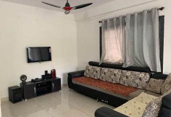 Wardha road 1Bhk Nice and Private WiFi Home has Balcony rooms