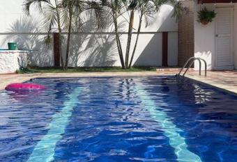 CABA  A A POCOS METROS DEL MAR has Balcony rooms