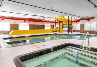 Home Inn and Suites Lloydminster allows 18 year olds to book a room